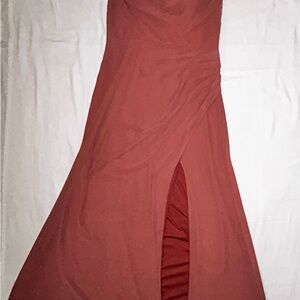 Chic Strapless Rust Dress